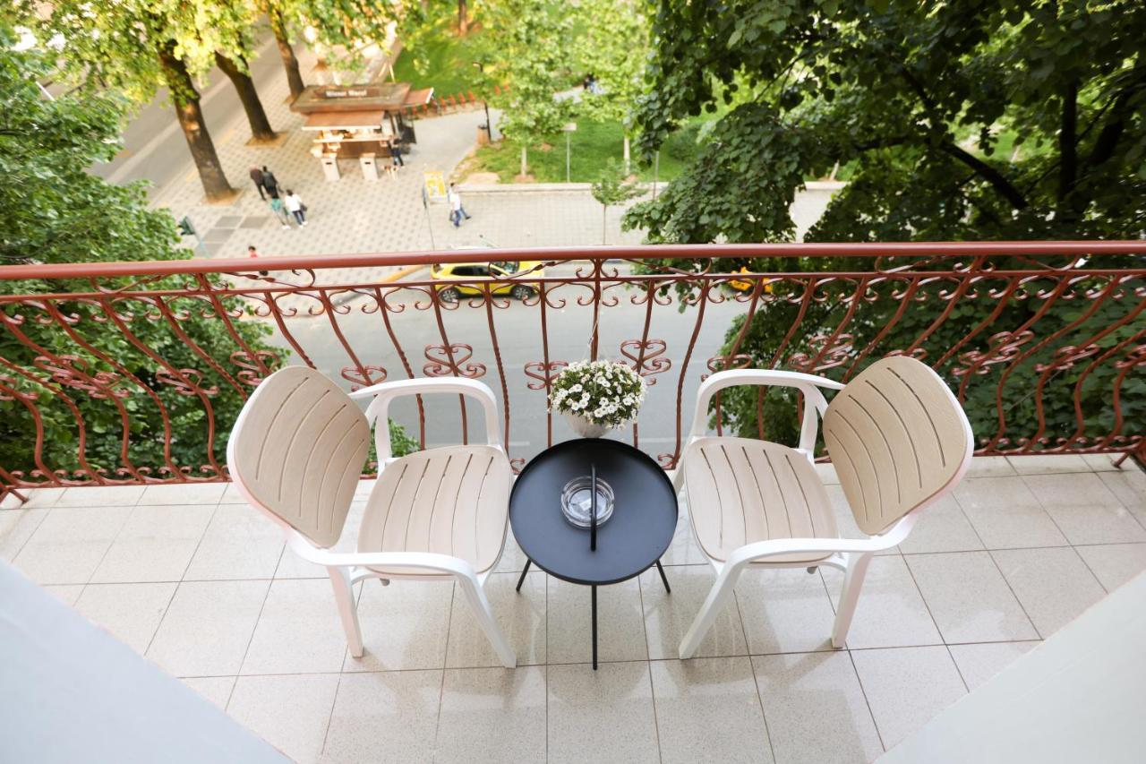 "Middlenest" Central Apartment Tirana Kültér fotó