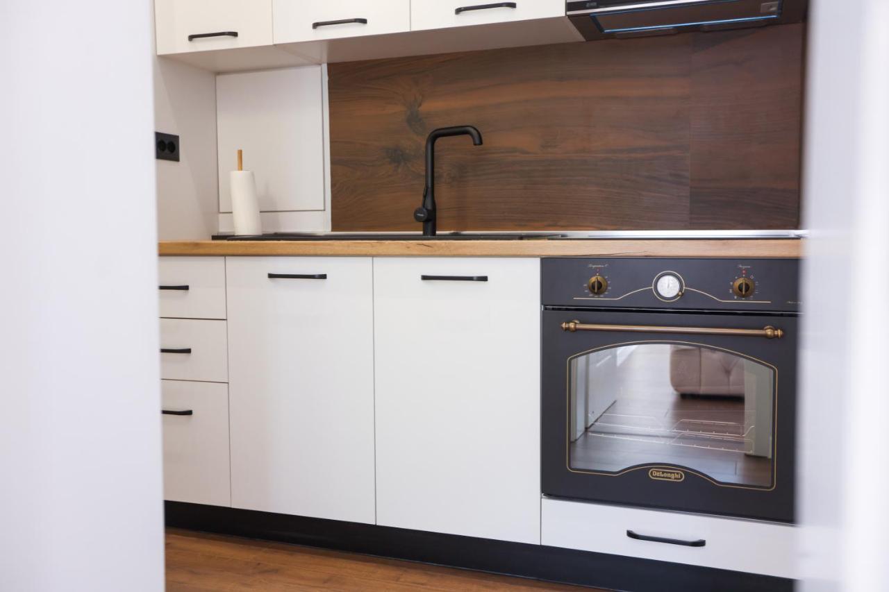 "Middlenest" Central Apartment Tirana Kültér fotó