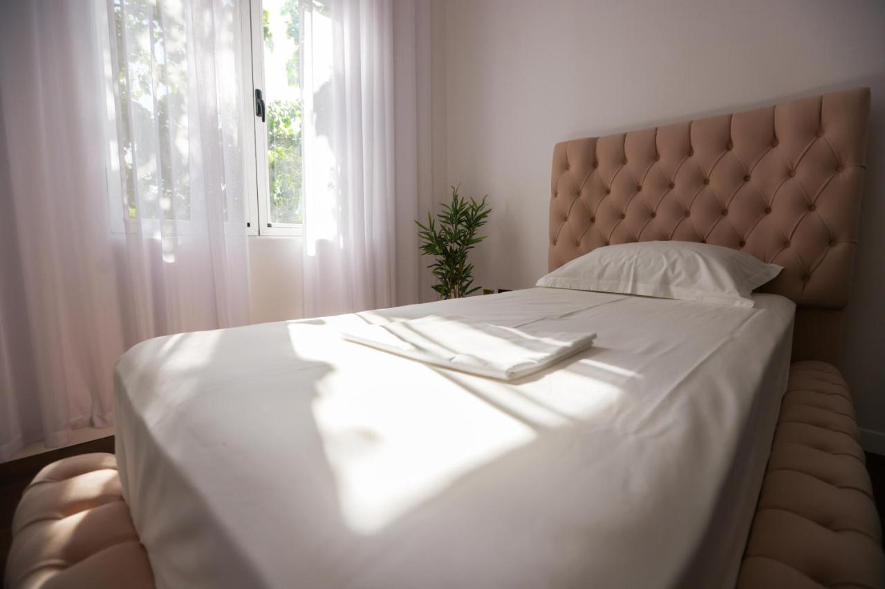 "Middlenest" Central Apartment Tirana Kültér fotó